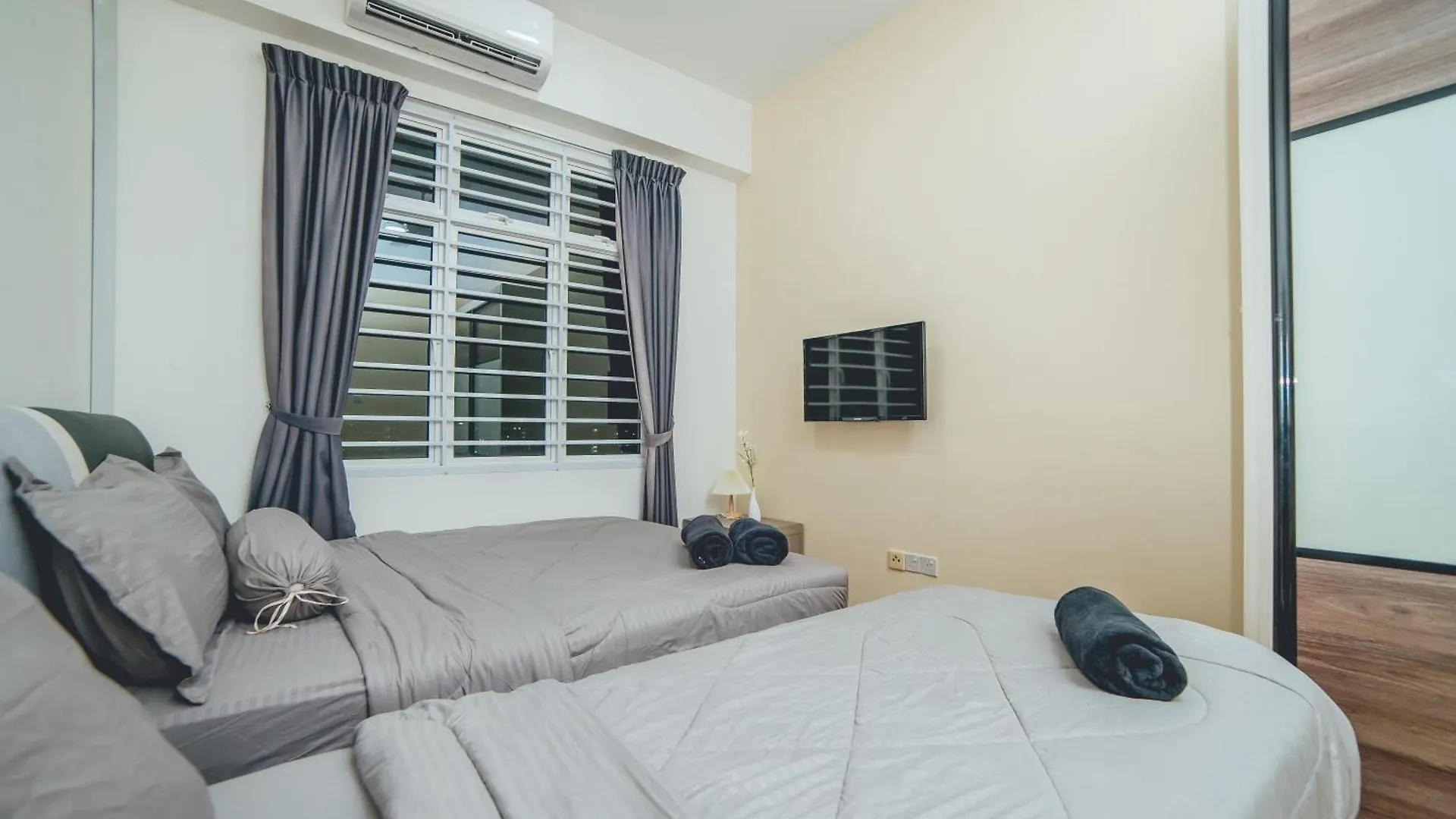 Grandview Stylish Living 3Br8Pax Pooltable By Our Stay Johor Bahru