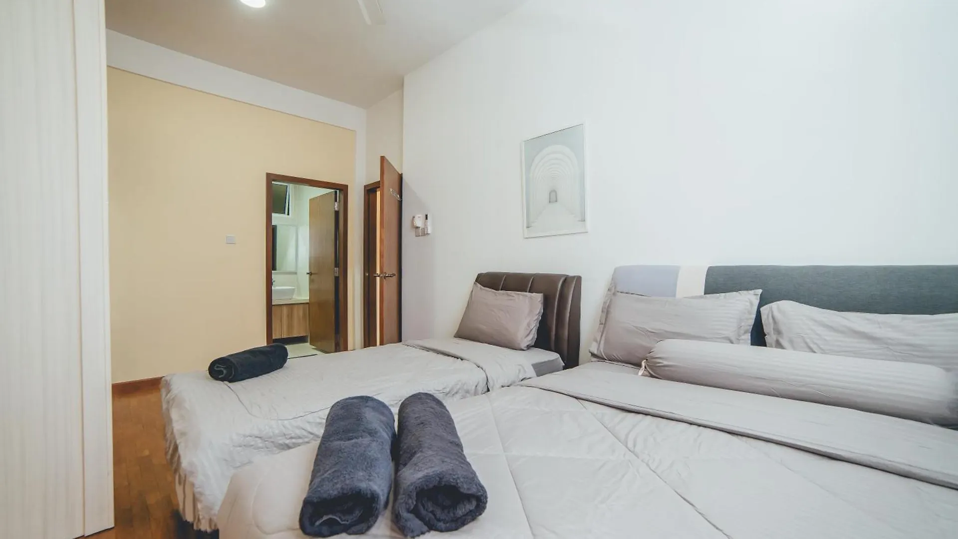 Grandview Stylish Living 3Br8Pax Pooltable By Our Stay Johor Bahru