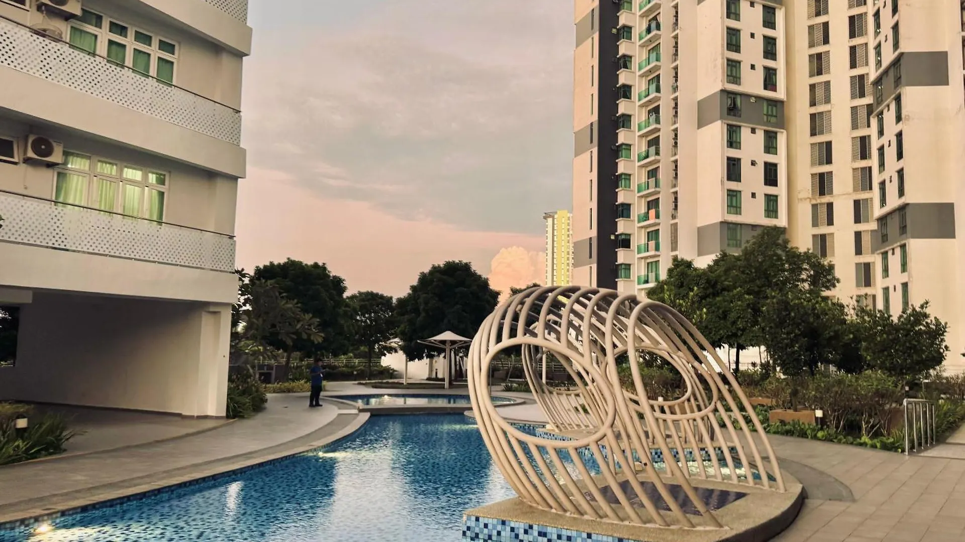 Grandview Stylish Living 3Br8Pax Pooltable By Our Stay Johor Bahru Apartment